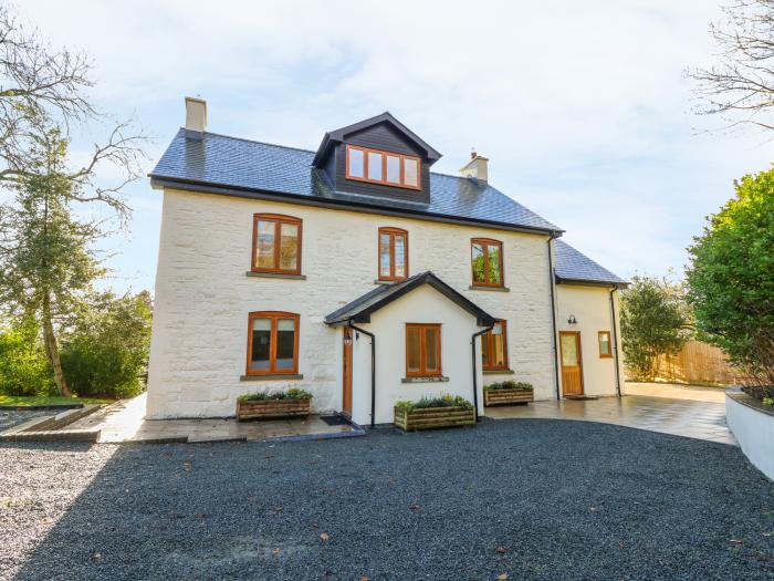 Oakwood House, Rhayader, Powys