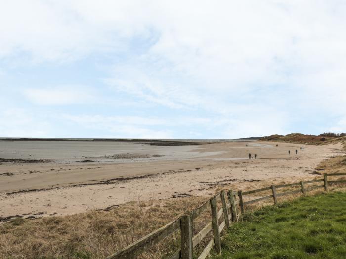 St. Cruz, Embleton