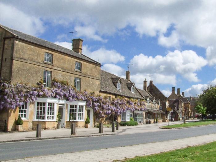 May Cottage, Cotswolds