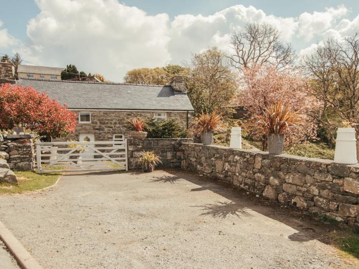 Cefn Uchaf Cottage, Llanbedr