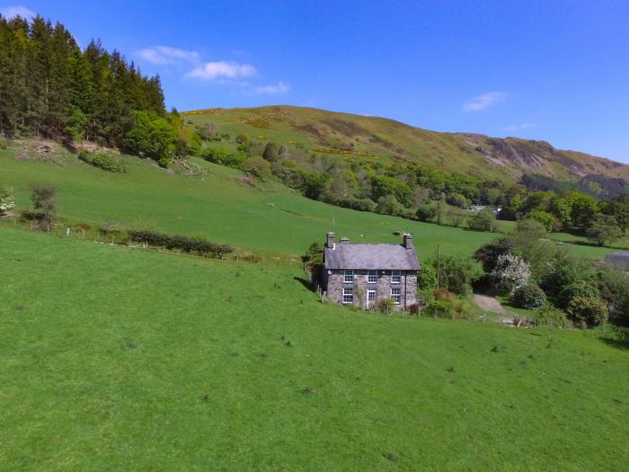 Peniarth Ganol, Llanegryn