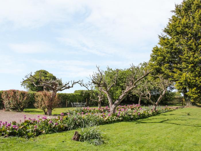 Ploughmans Cottage, Weston-Under-Redcastle