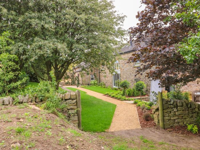 Overlea Barn, Hayfield