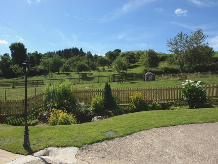 Hornshayne Farmhouse, Devon