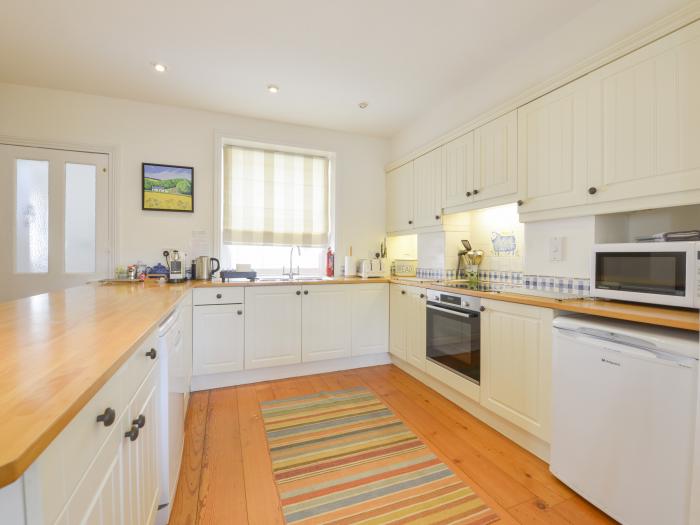 4 Coastguards Cottage, Devon