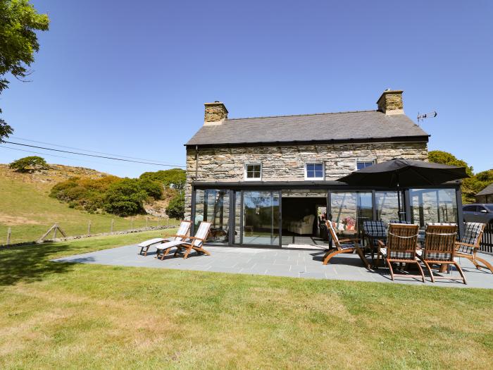 Garth Morthin The Farmhouse, Porthmadog