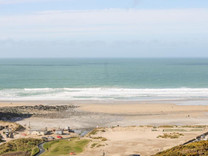 Stones Throw, Porthtowan