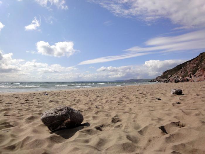 Seagulls Nest, Whitsand bay