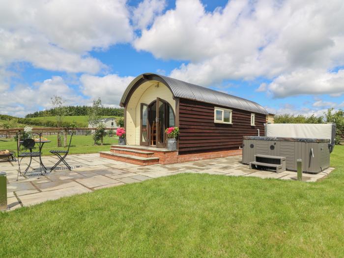 Woodland View, Rhayader, Powys