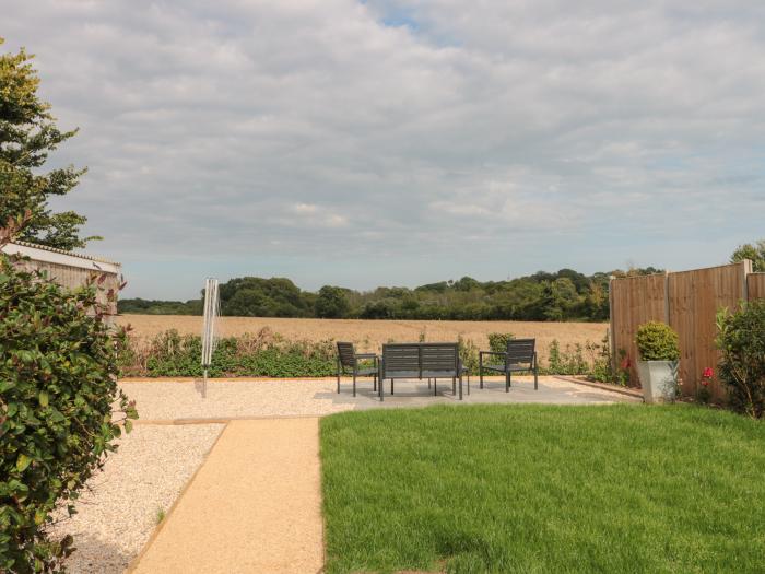 Sunny Croft, a 1930s bungalow in Broadmayne, Dorchester, Dorset. Stunning countryside views. Hot tub