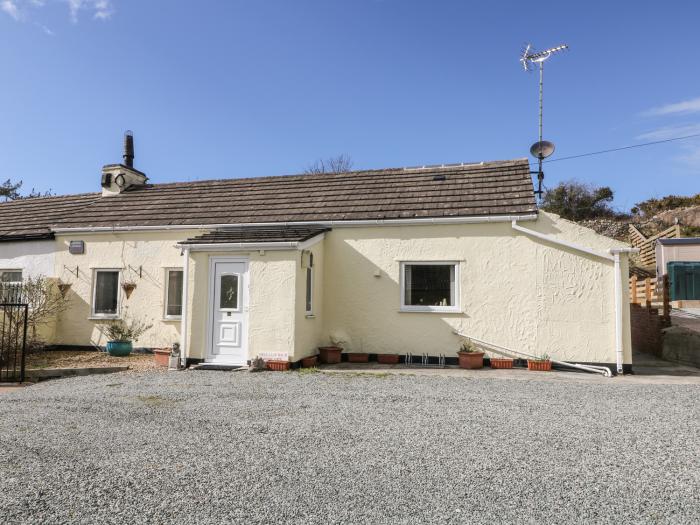 Sleeper Cottage, Rhoseneigr