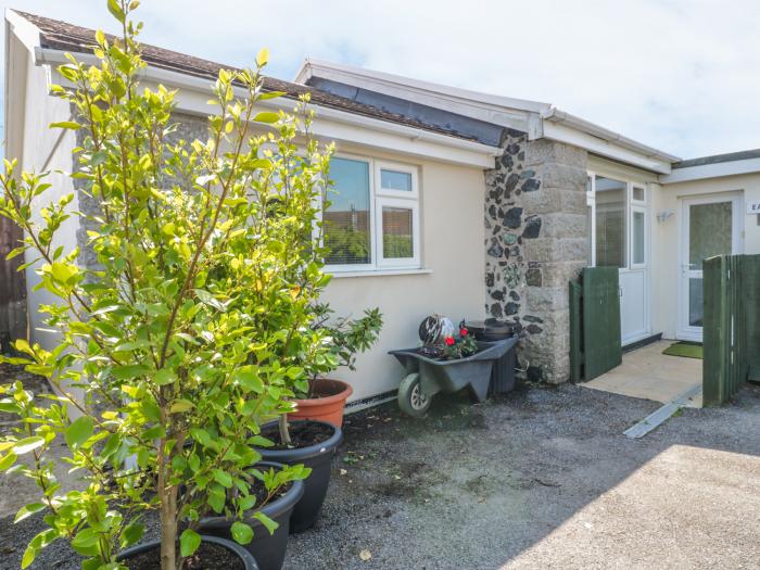 22 Trembel Road, Mullion, Cornwall