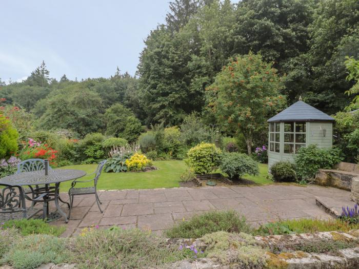 Red Squirrel Cottage, 5 Biddlestone, Rothbury