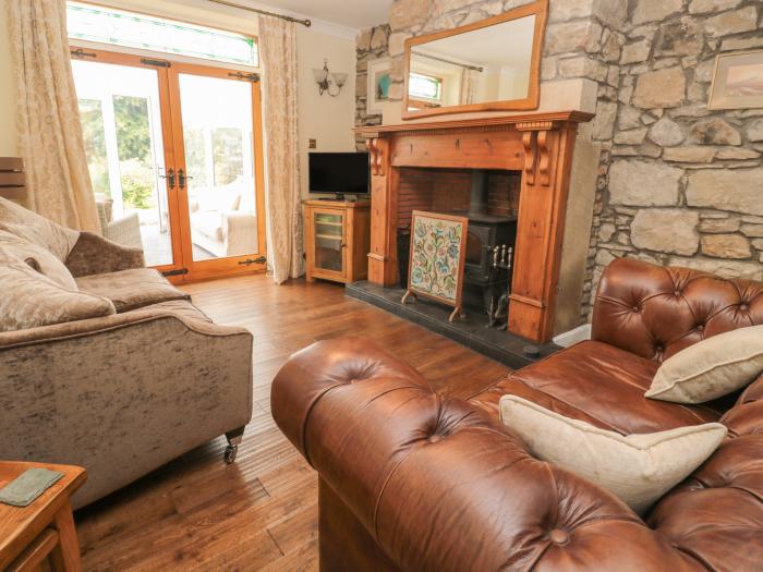 Red Squirrel Cottage, 5 Biddlestone, Rothbury