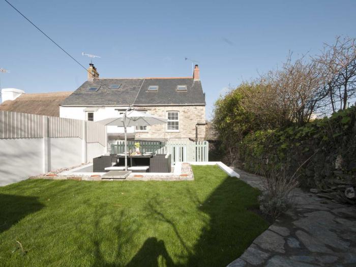 Dale Cottage, Crantock, Cornwall