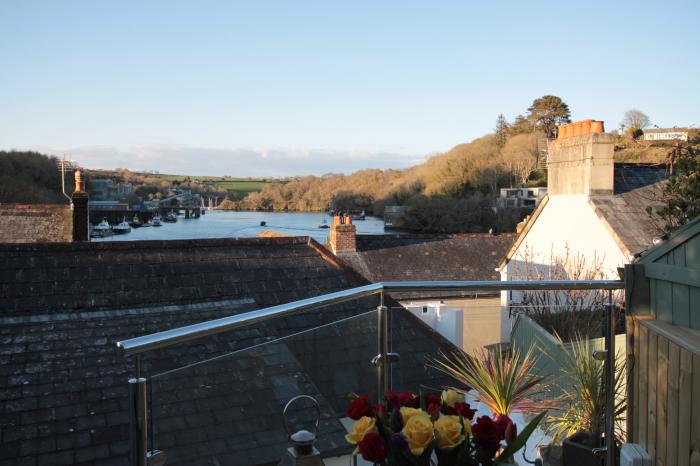 The Shell Seekers, Fowey