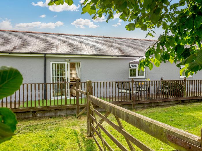 2 Black Horse Cottages, Wales