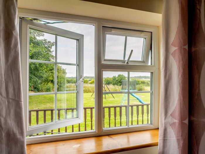 2 Black Horse Cottages, Wales