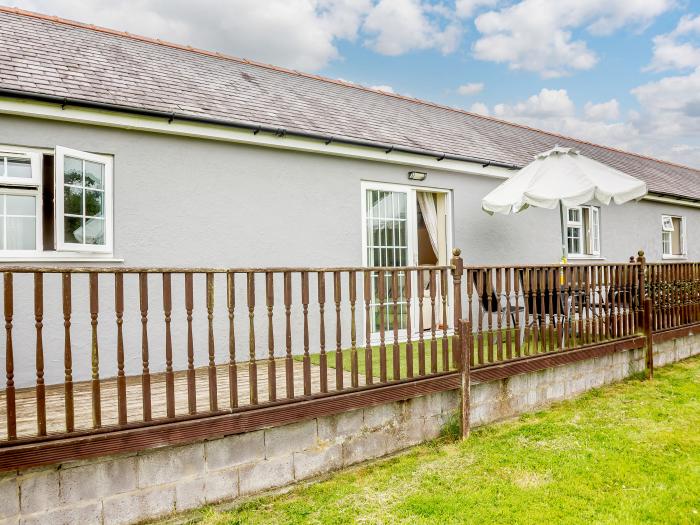 3 Black Horse Cottages, Pentraeth