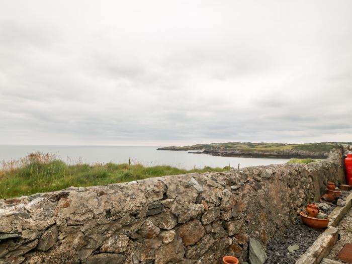 Beacon Cottage, Cemaes Bay