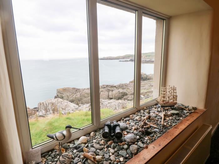 Beacon Cottage, Cemaes Bay