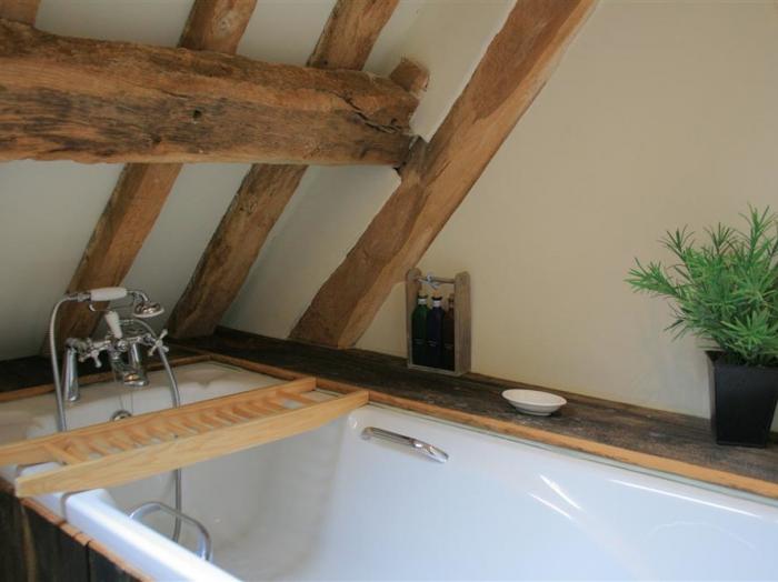 Whites Farm Barn, in Ledbury, Herefordshire. Near AONB. Three-bed barn conversion with garden. Rural