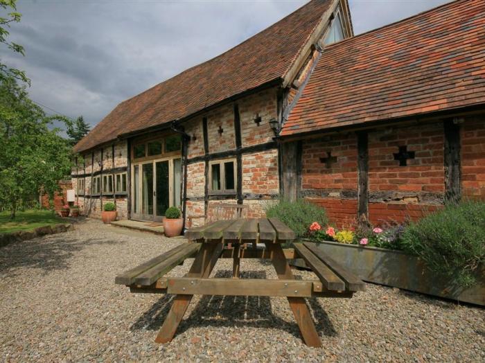 Whites Farm Barn, in Ledbury, Herefordshire. Near AONB. Three-bed barn conversion with garden. Rural