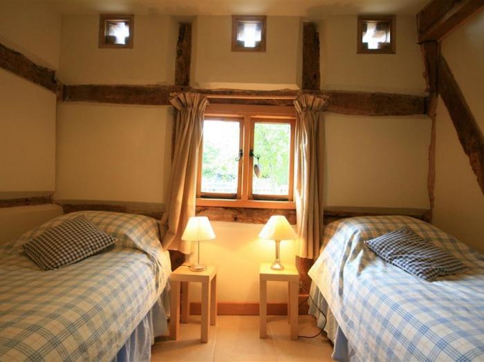 Whites Farm Barn, in Ledbury, Herefordshire. Near AONB. Three-bed barn conversion with garden. Rural