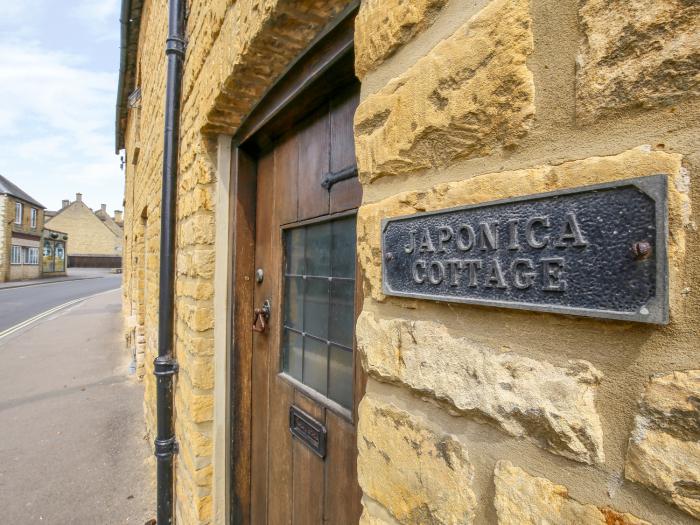 Japonica Cottage, Bourton-On-The-Water, Gloucestershire