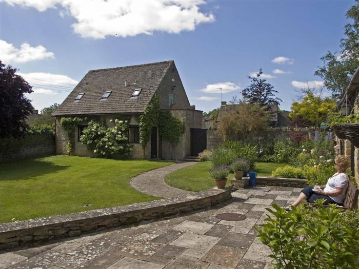 Temple Mews, Gloucestershire