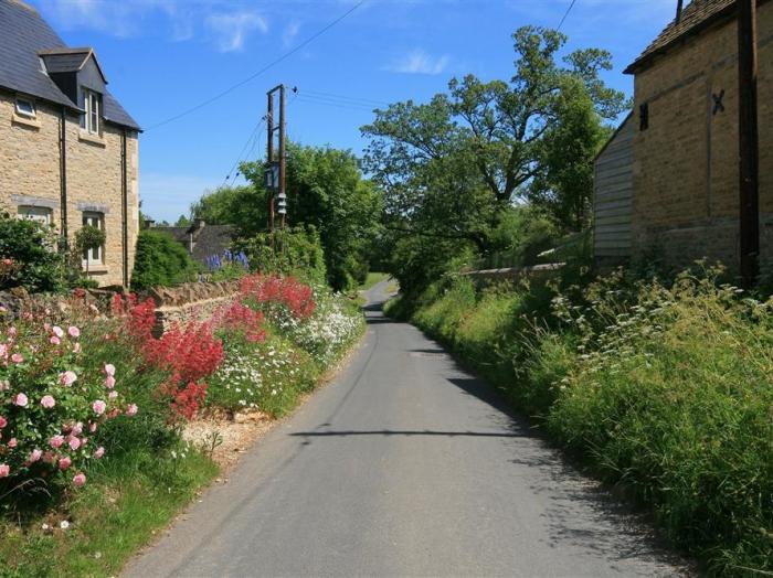 Temple Mews, Gloucestershire