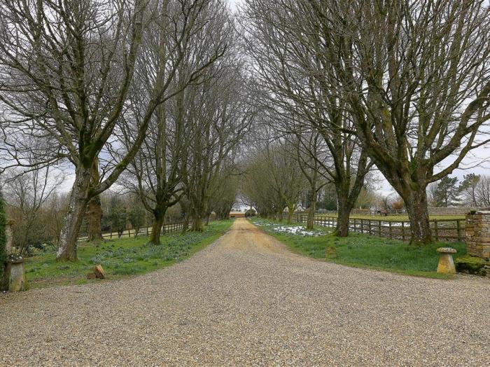 Hazel Manor Wing, Gloucestershire