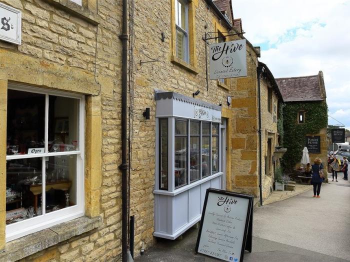 The Hive, Stow-On-The-Wold