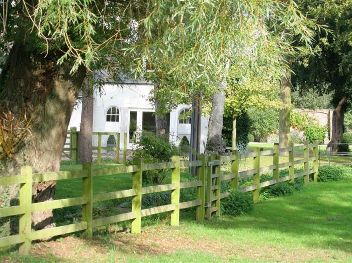 Comedy Cottage, Wiltshire