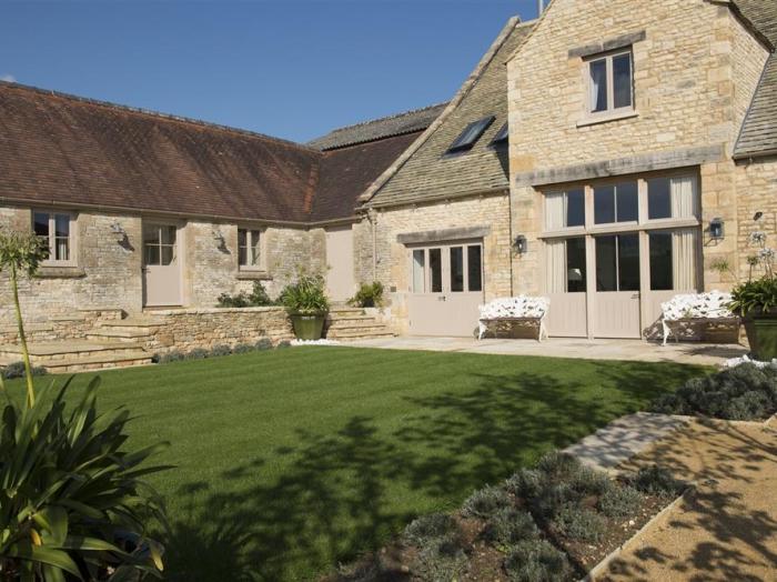 Thorndale Farm Barn (12) Stable Cottage, Cirencester