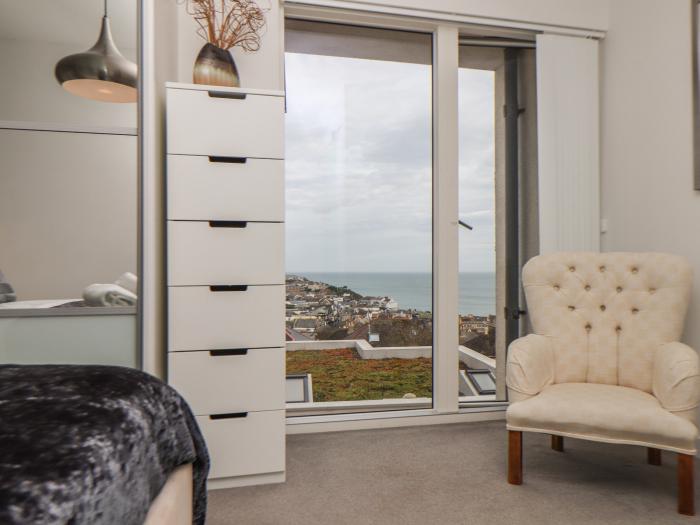 2 Quay Court is in Newquay, Cornwall. Four-storey townhouse with sea views. Near beach and amenities