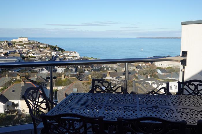 2 Quay Court is in Newquay, Cornwall. Four-storey townhouse with sea views. Near beach and amenities