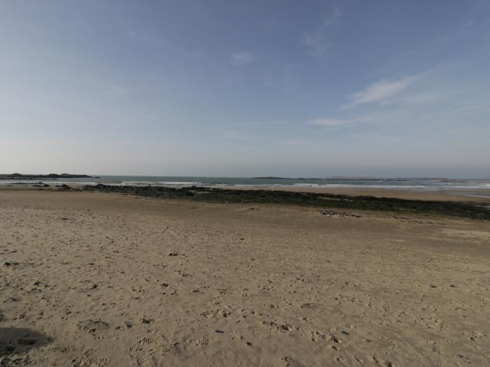 Ty Taid, Rhosneigr