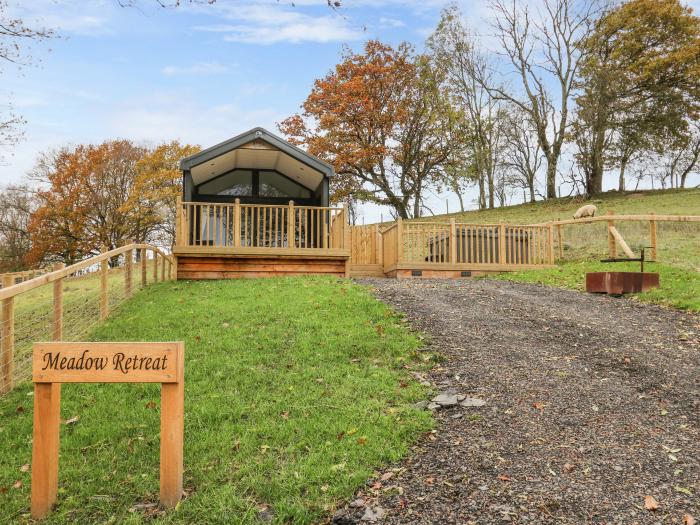 Meadow Retreat, Rhayader, Powys