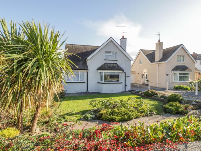 11 Seabreeze, Llandudno, Conwy