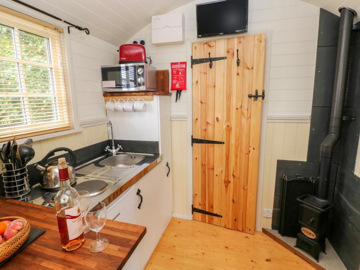 Shepherds Hut - The Crook, Neyland