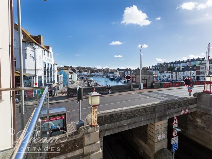 Harbourside Apartment, Dorset