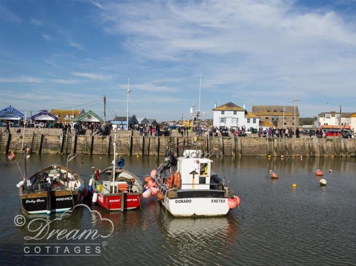 Jurassic View, West bay