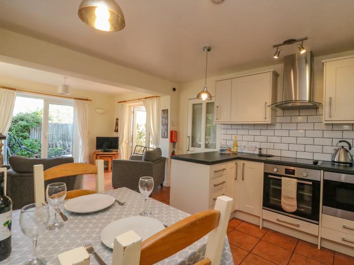 Mimosa Cottage, West Bexington