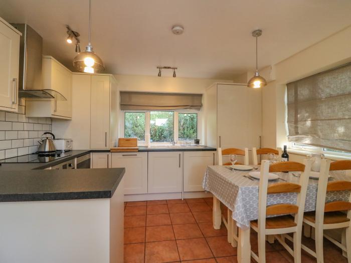 Mimosa Cottage, West Bexington