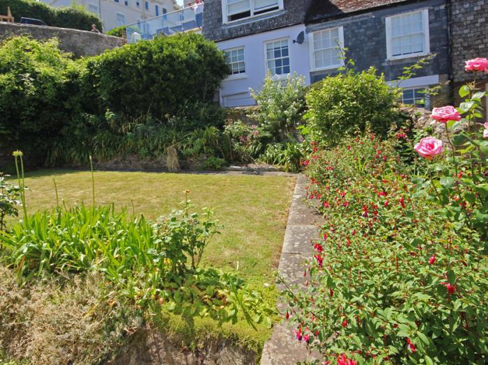 11 Robinsons Row, Salcombe