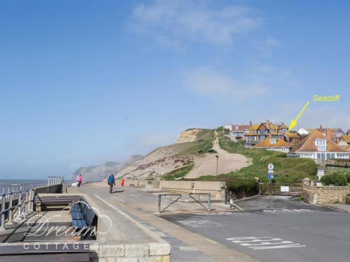 Seacliff, West bay