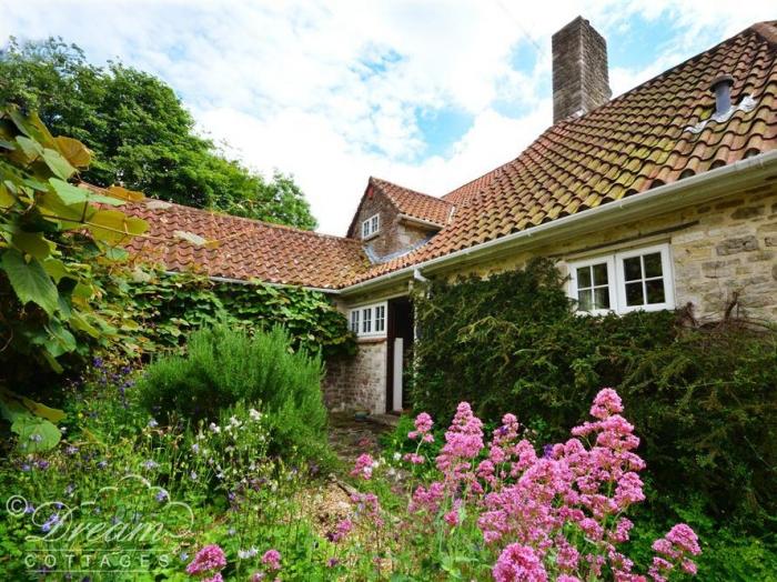 Sixpenny Cottage, Dorset