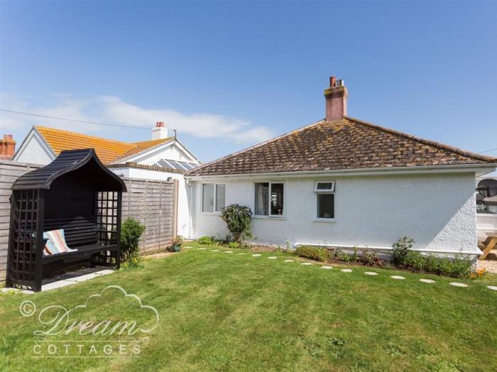 Tern Cottage, West bay