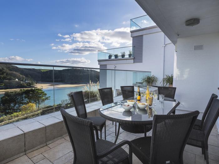 2 Hamstone Court, Salcombe, Devon